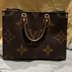Authentic Louis Vuitton onthego MM reverse